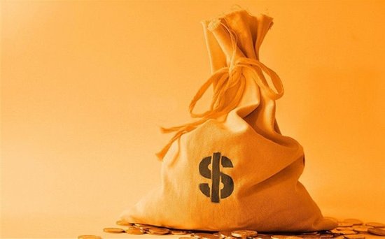 美联储主席争夺战升级 科技股承压三大指数集体下挫